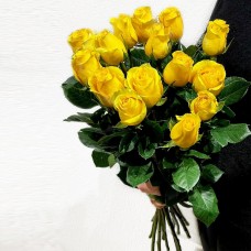 15 желтых роз (50 см)